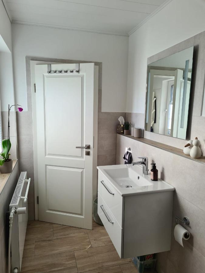 Ferienwohnung Im Werder -Fuer Monteure Nicht Geeignet- Celle Exterior foto